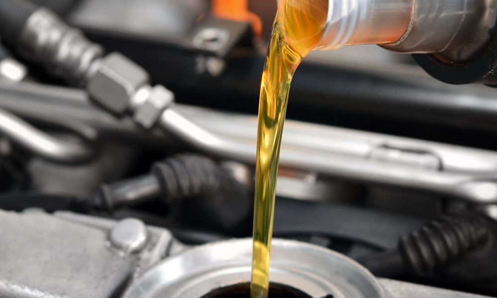 sostituzione olio motore autovettura
